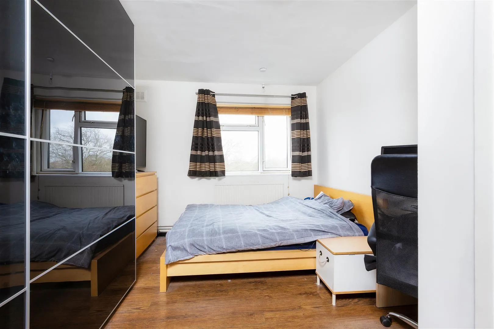 Flat Clifford Avenue in Greater London