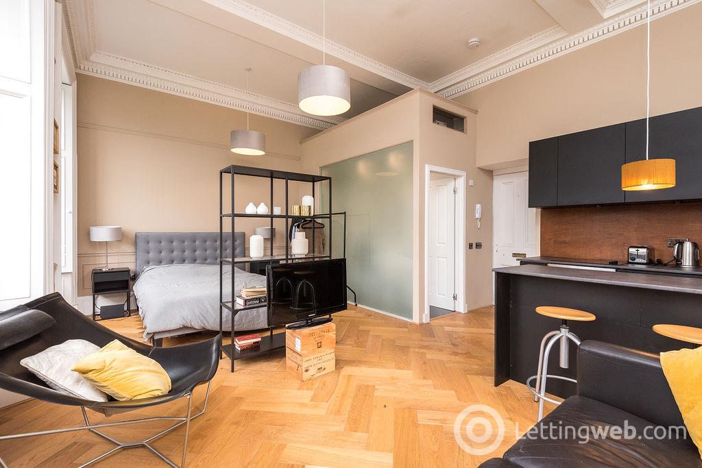 Flat Peel Terrace in City of Edinburgh