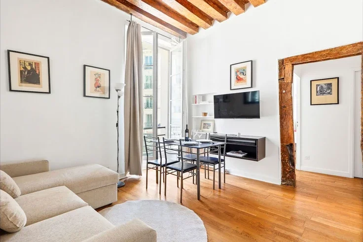 Appartement Rue de Bretagne à Paris