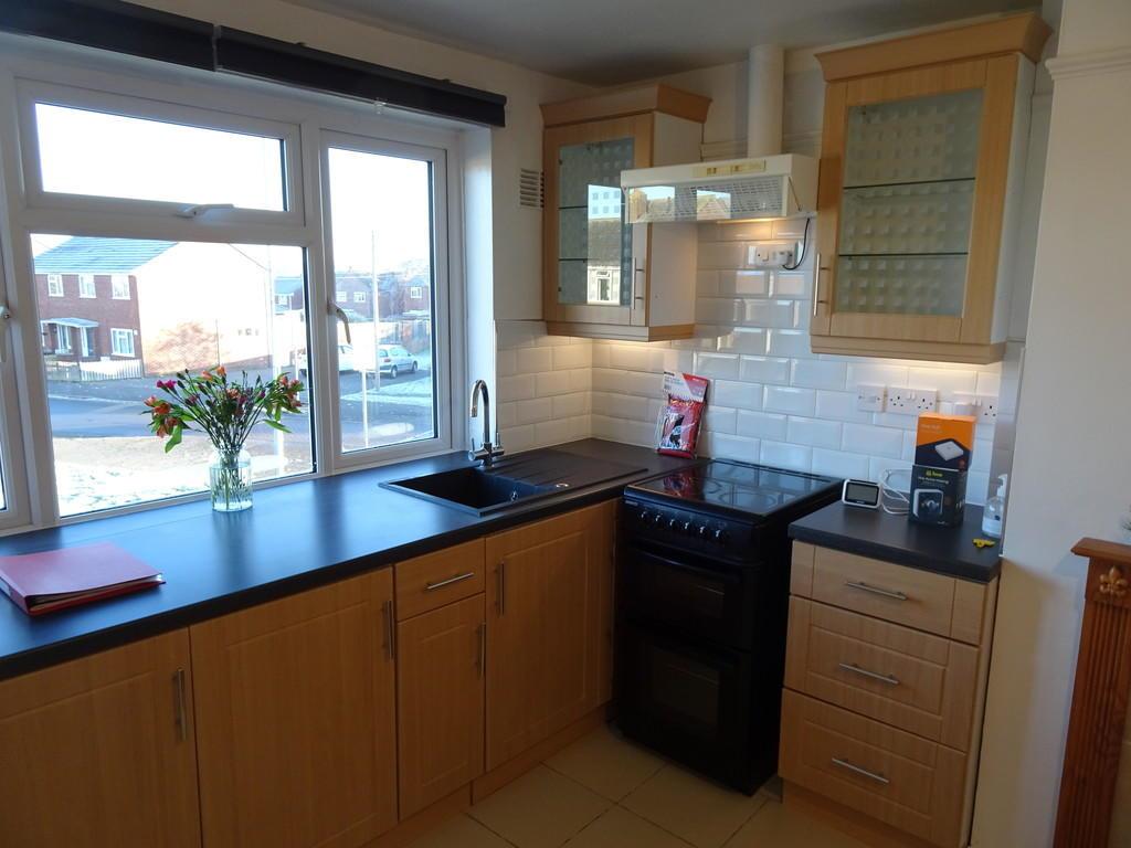 Flat Queensway in Melksham