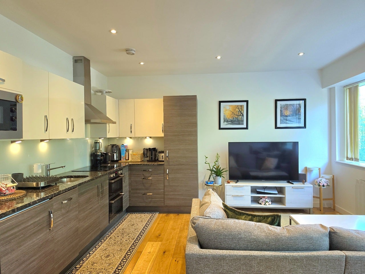 Flat Clayton Road in Greater London