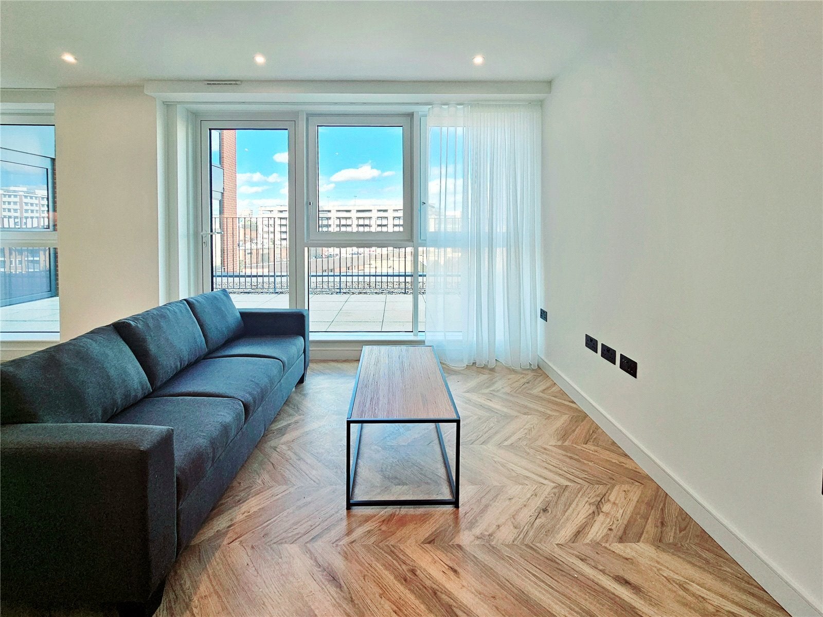 Flat Brook Street in Greater London