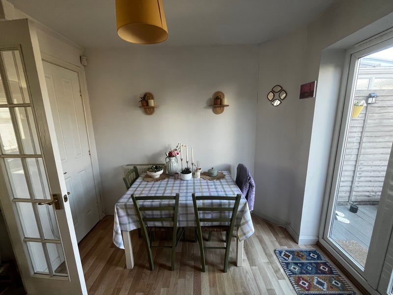 Room Lacock Gardens in Maidstone
