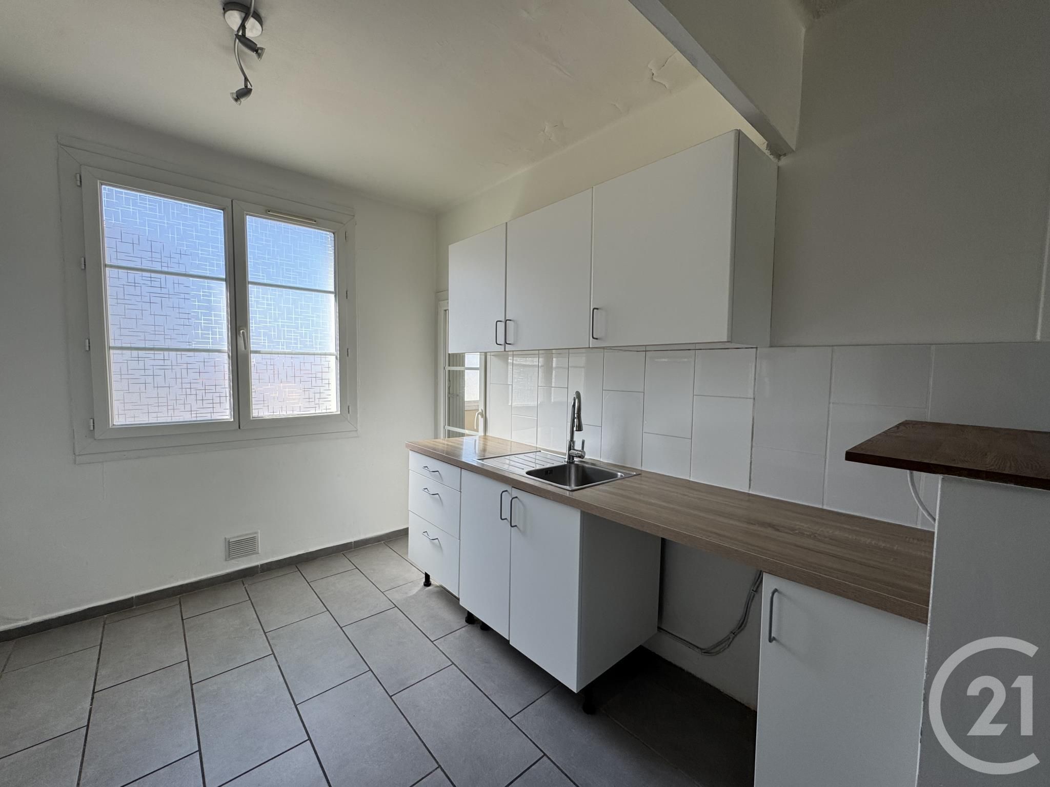 Flat Avenue Max Barel in La Seyne-sur-Mer