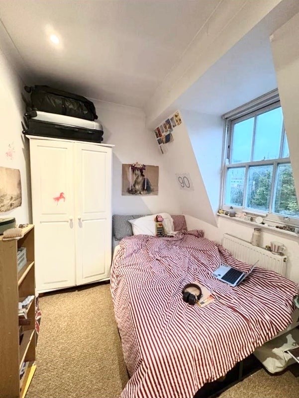 Room Union Street in Greater London