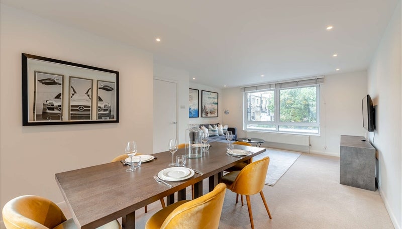 Flat Fulham Road in Greater London