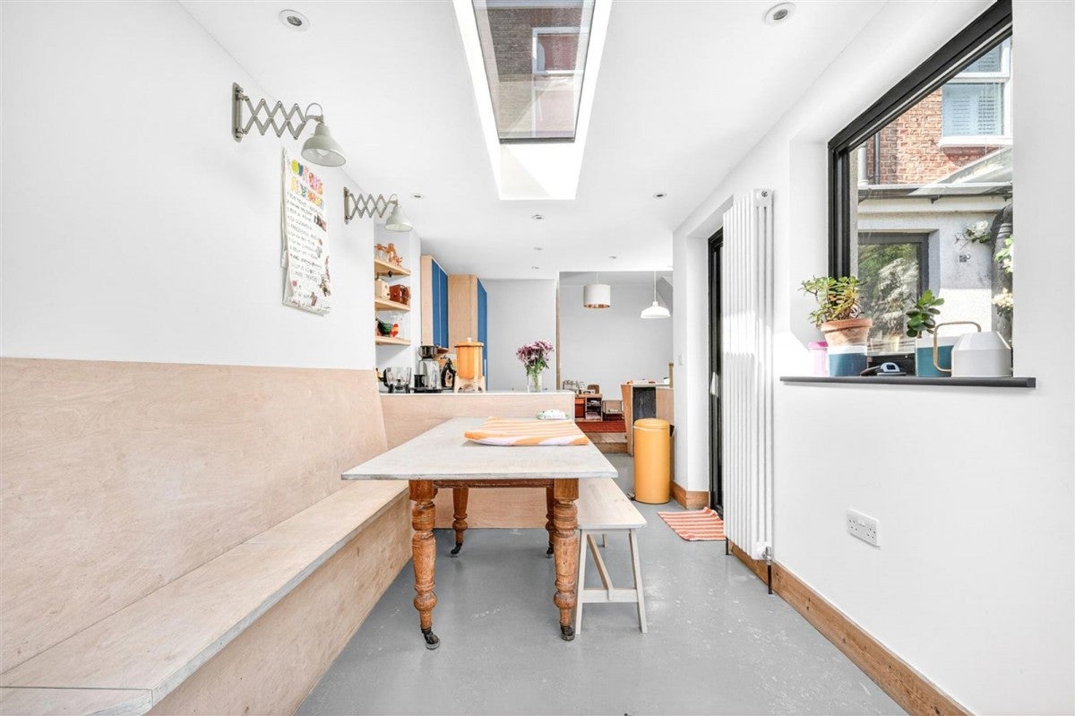 House Homecroft Road in Greater London