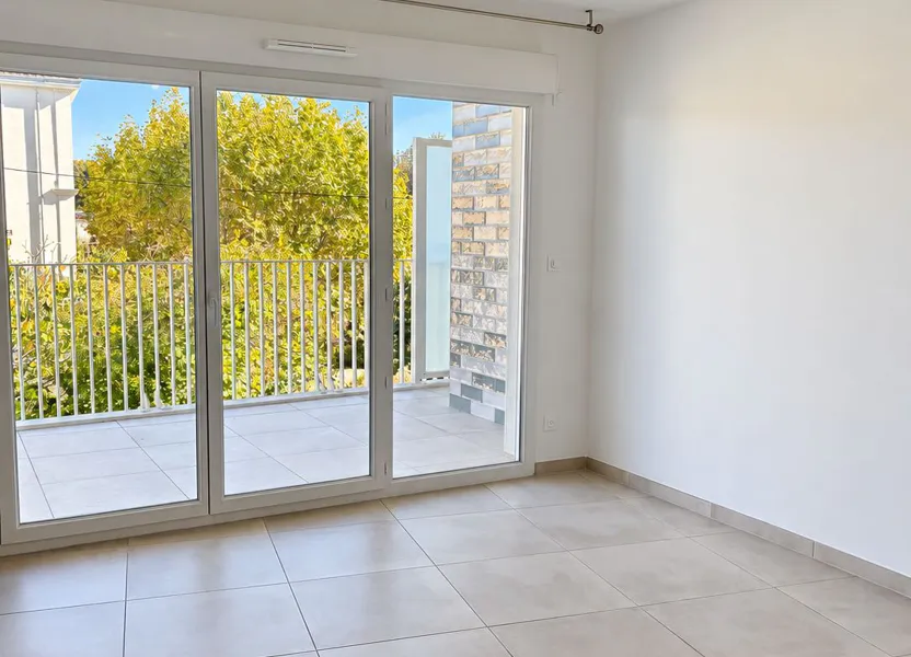 Flat Boulevard Tristan Corbière in Marseille