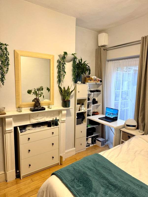 Room Gastein Road in Greater London
