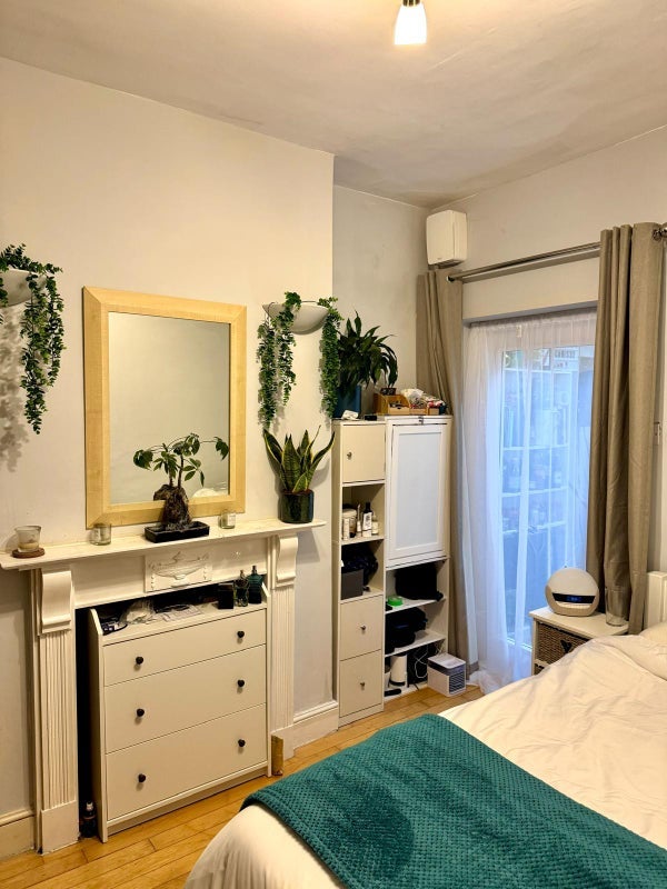Room Gastein Road in Greater London