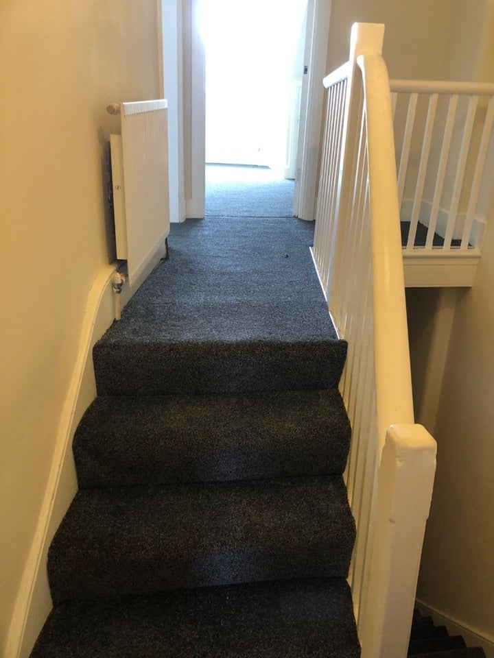 Flat Deronda Road in Greater London