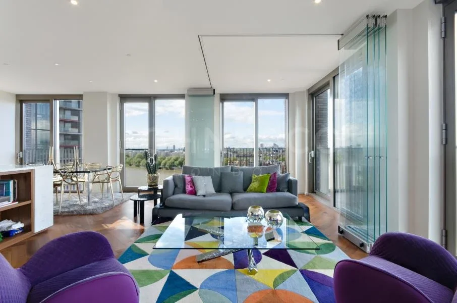 Flat New Union Square in Greater London