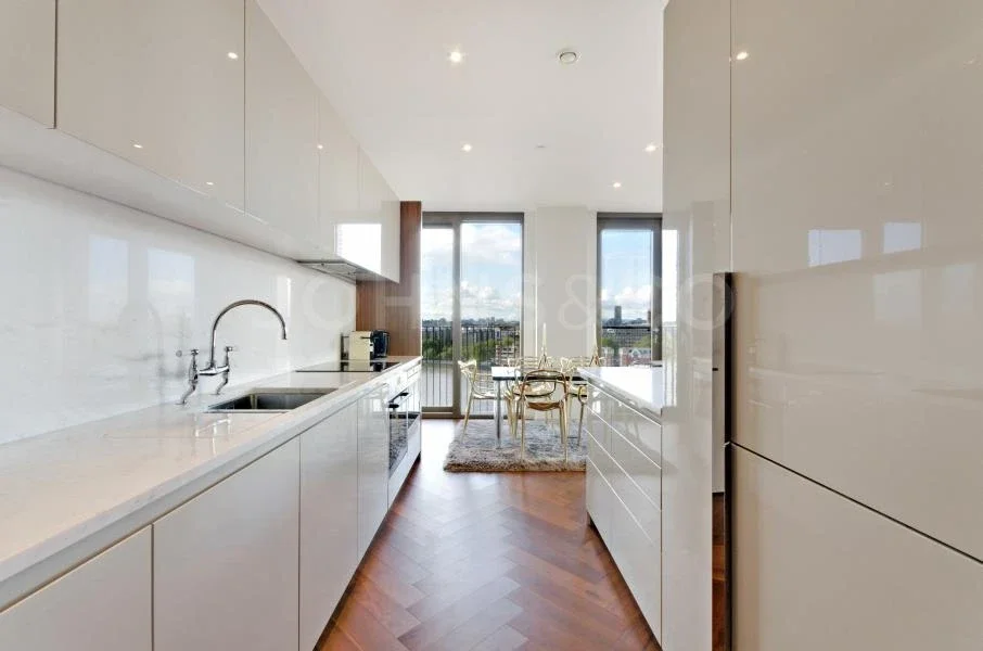 Flat New Union Square in Greater London