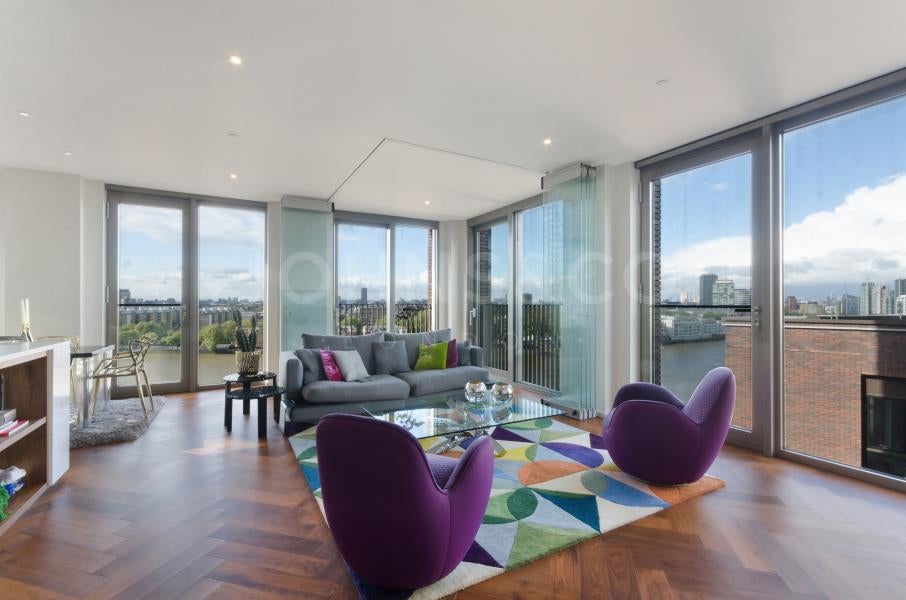 Flat New Union Square in Greater London