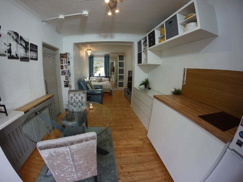 Room Haymerle Road in Greater London