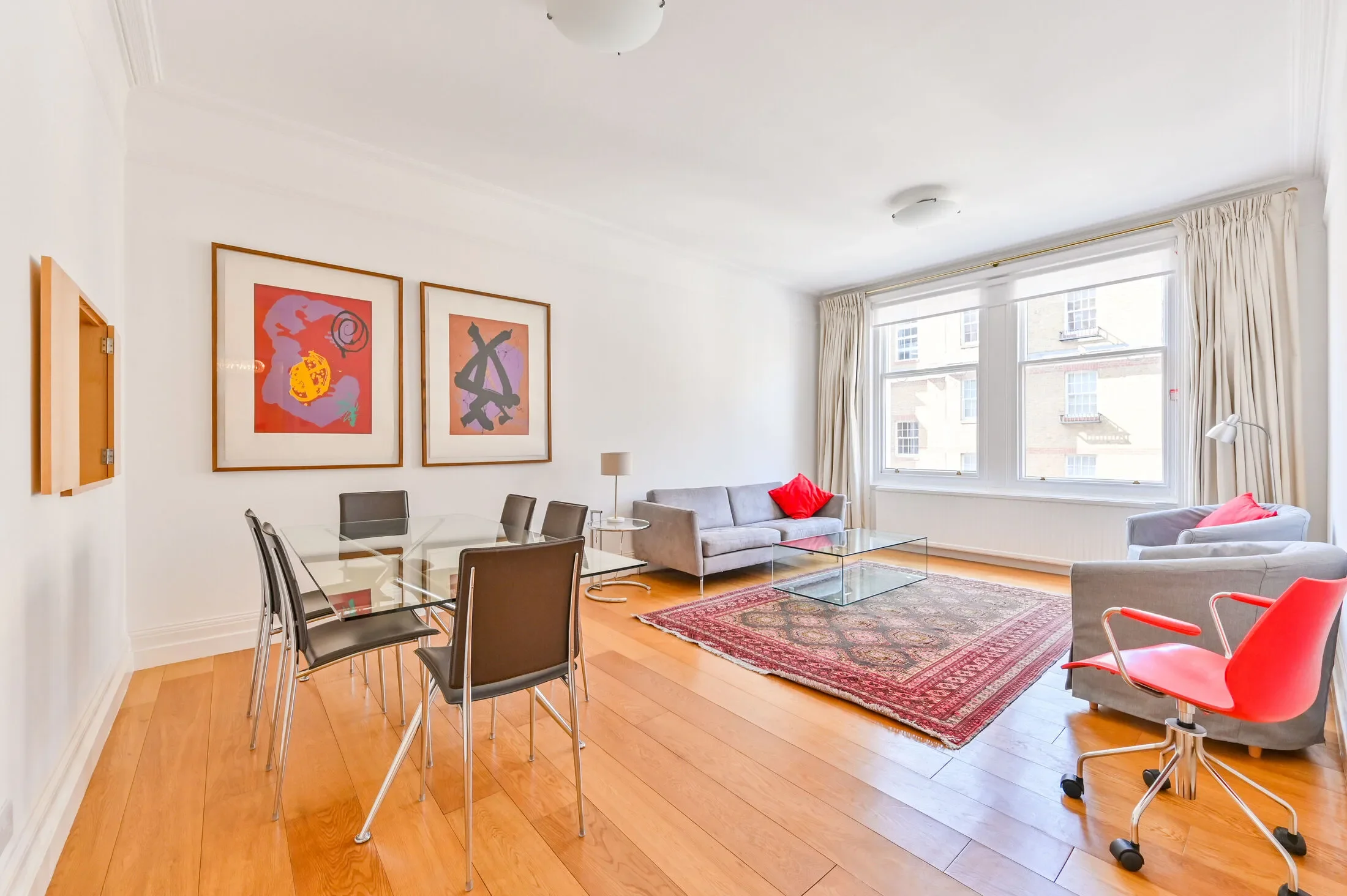 Flat Huntley Street in Greater London