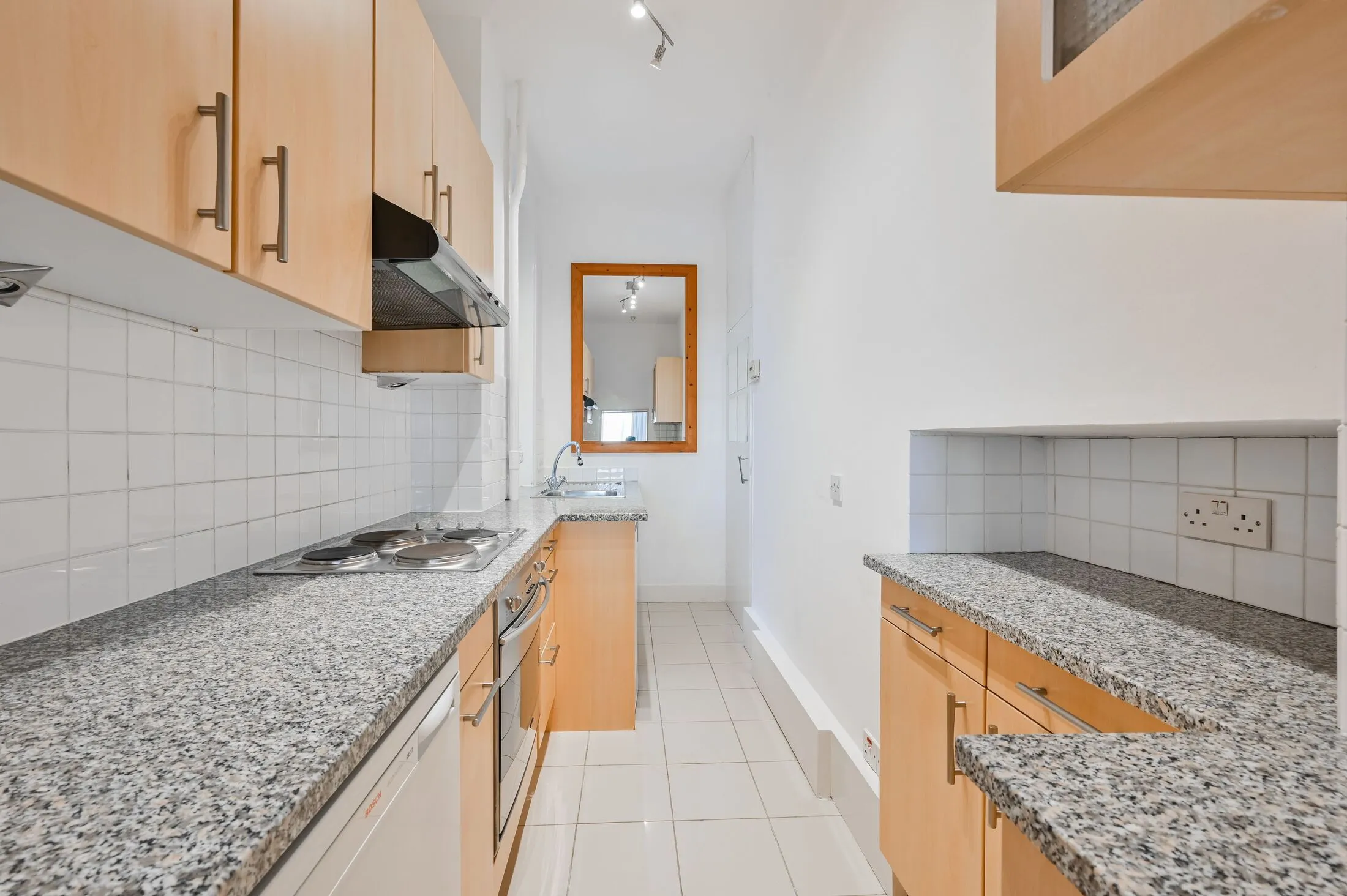Flat Huntley Street in Greater London
