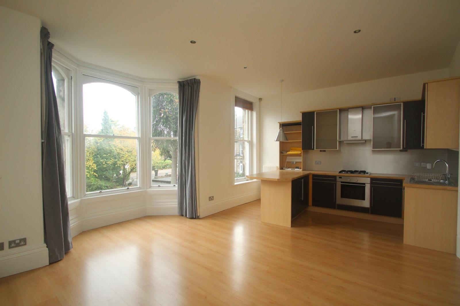 Flat Alderson Road in Harrogate