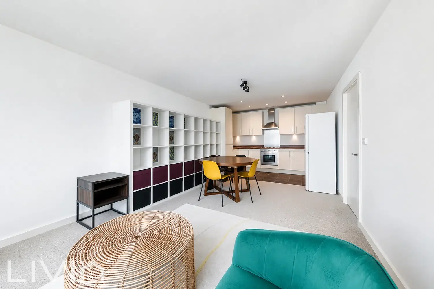 Flat Wellesley Road in Greater London