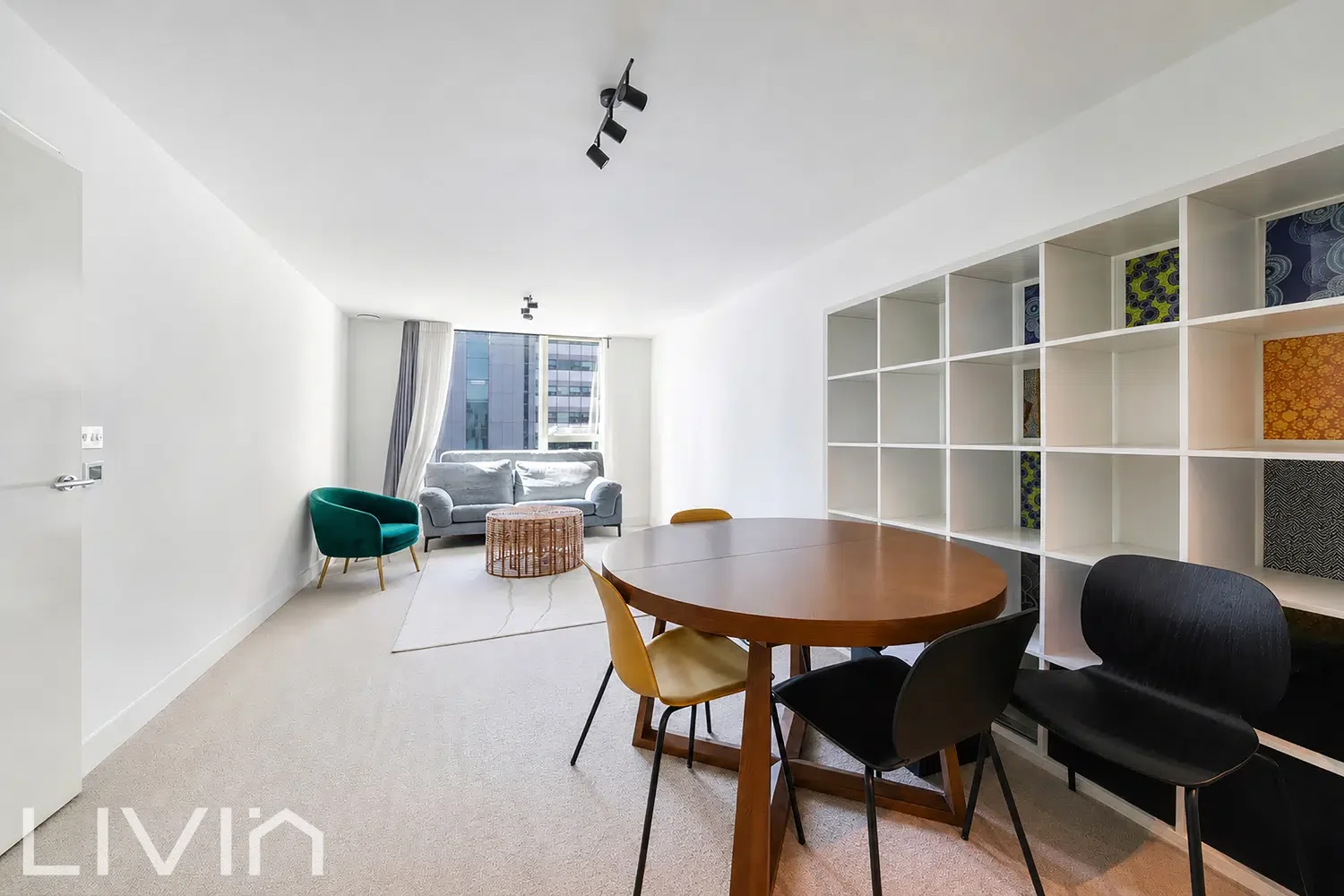 Flat Wellesley Road in Greater London