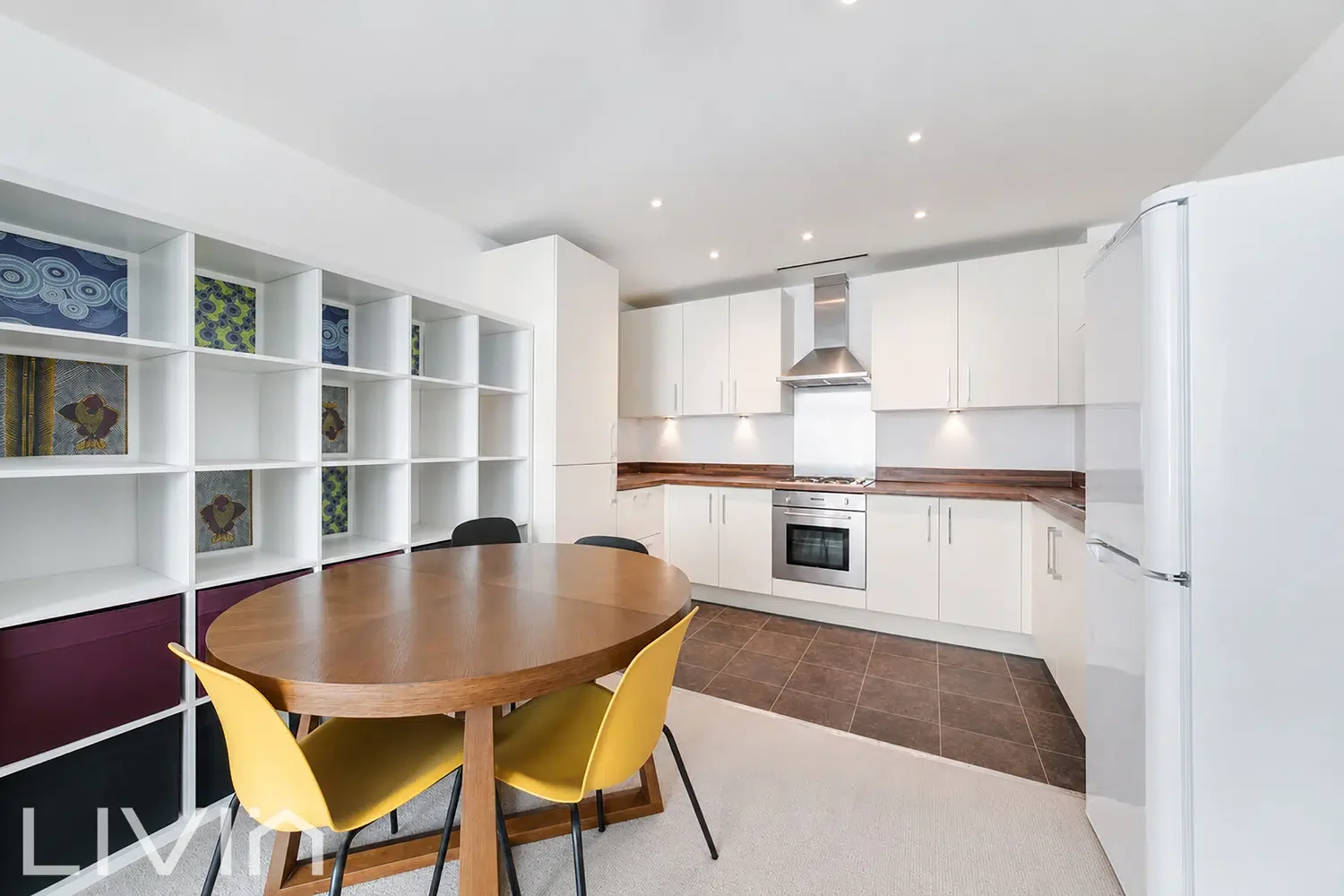 Flat Wellesley Road in Greater London