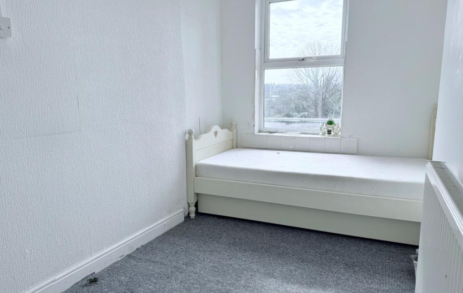Flat Ewell Road in London