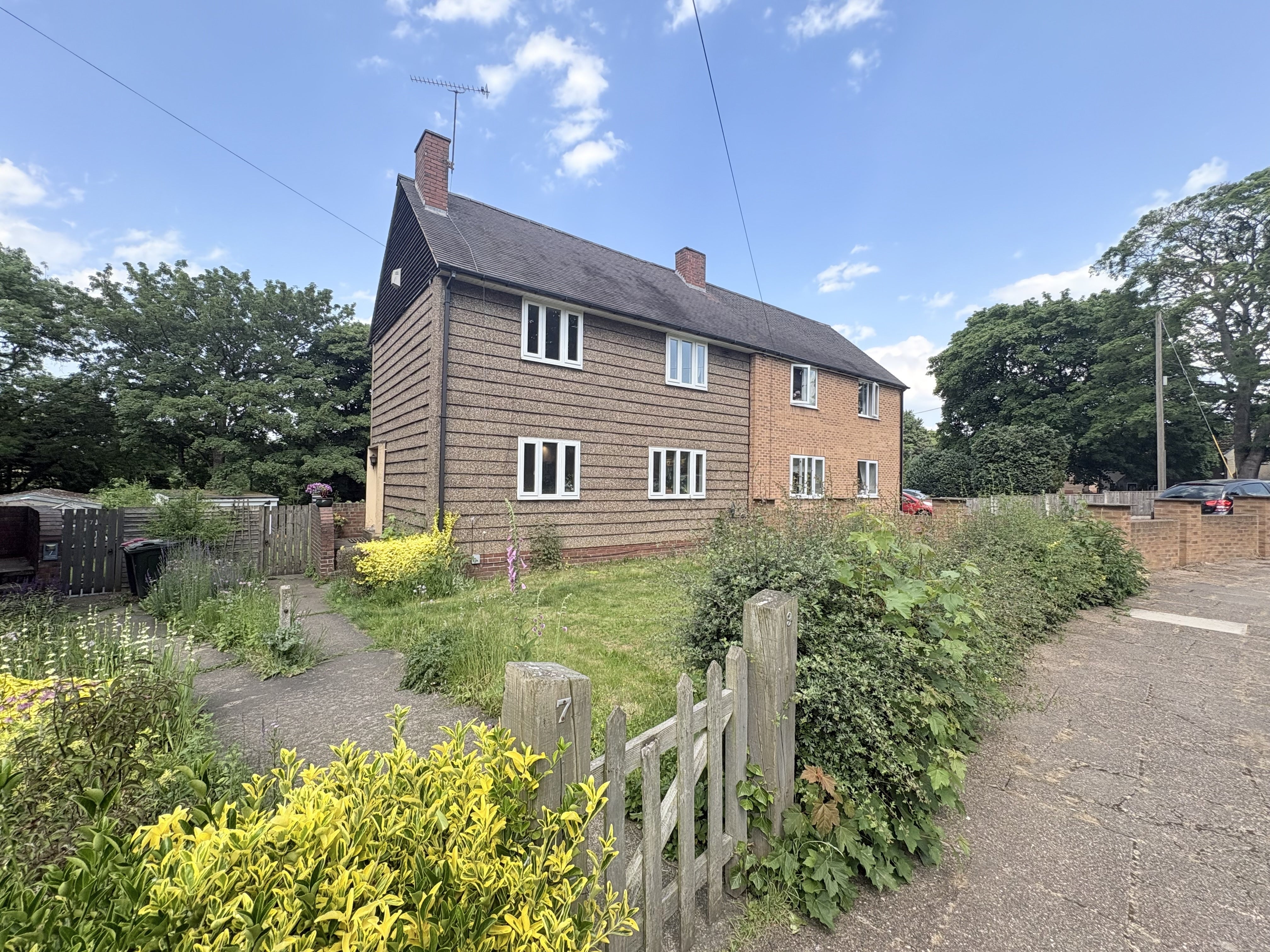 House Joan Lane in Rotherham