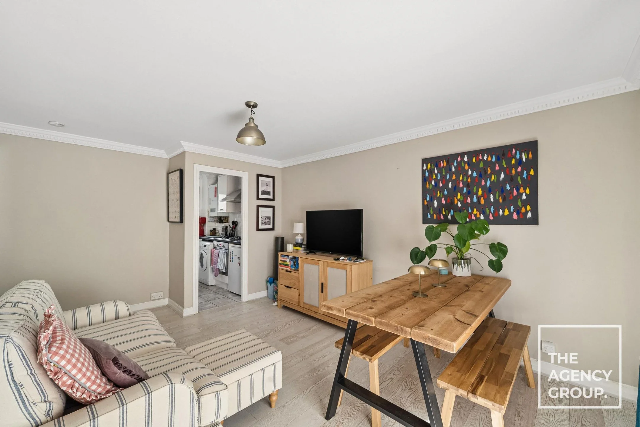 Flat Condray Place in Greater London