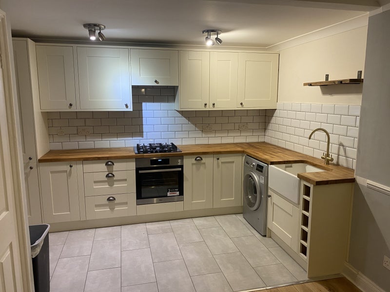 Room Meredith Mews in Greater London