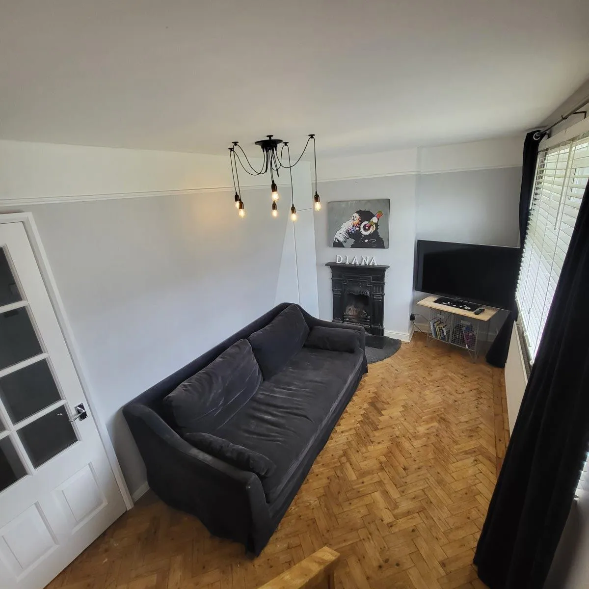 Flat Gifford Gardens in Greater London