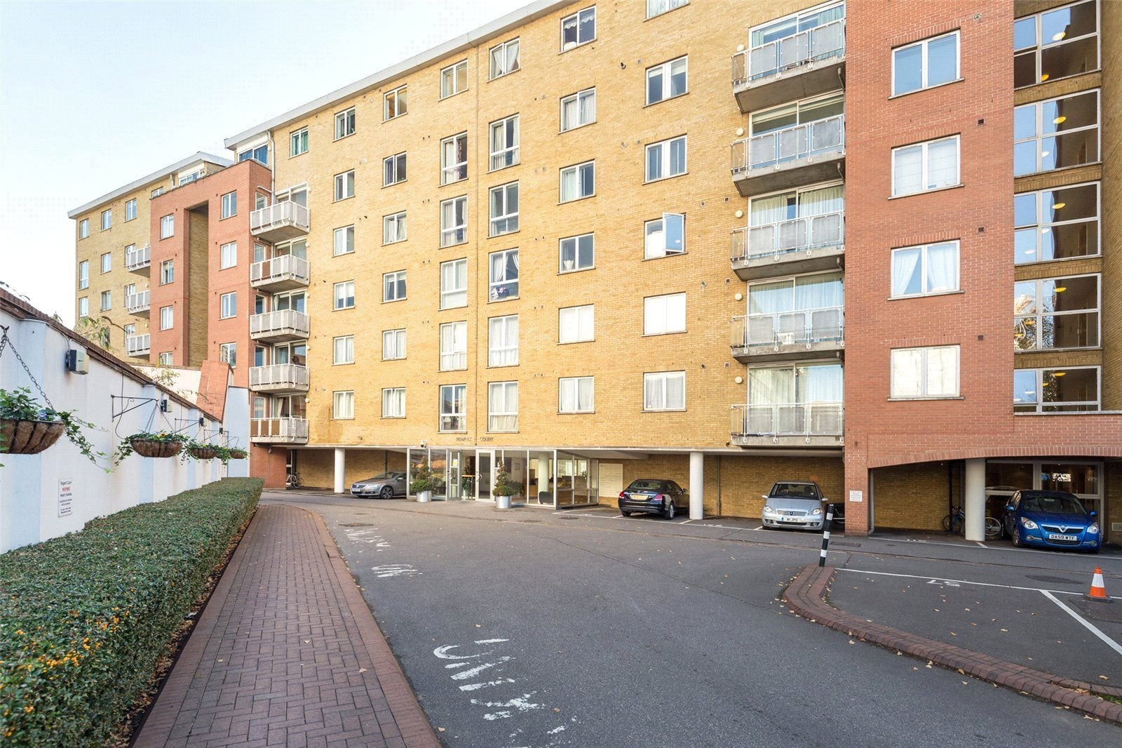 Flat North Bank in City of Westminster