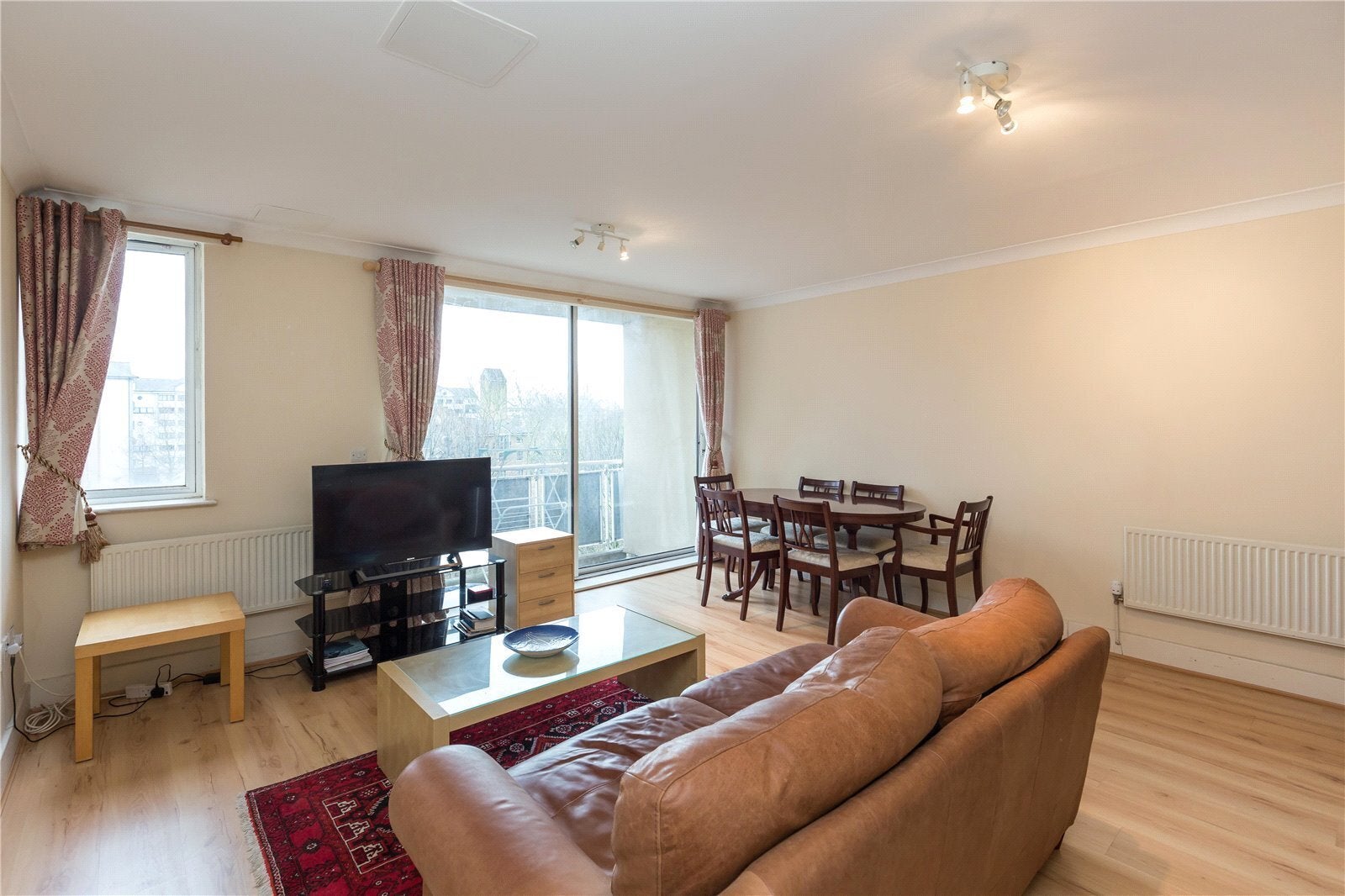 Flat North Bank in City of Westminster