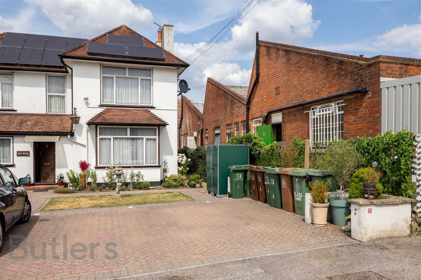 Flat Denbigh Close in Greater London