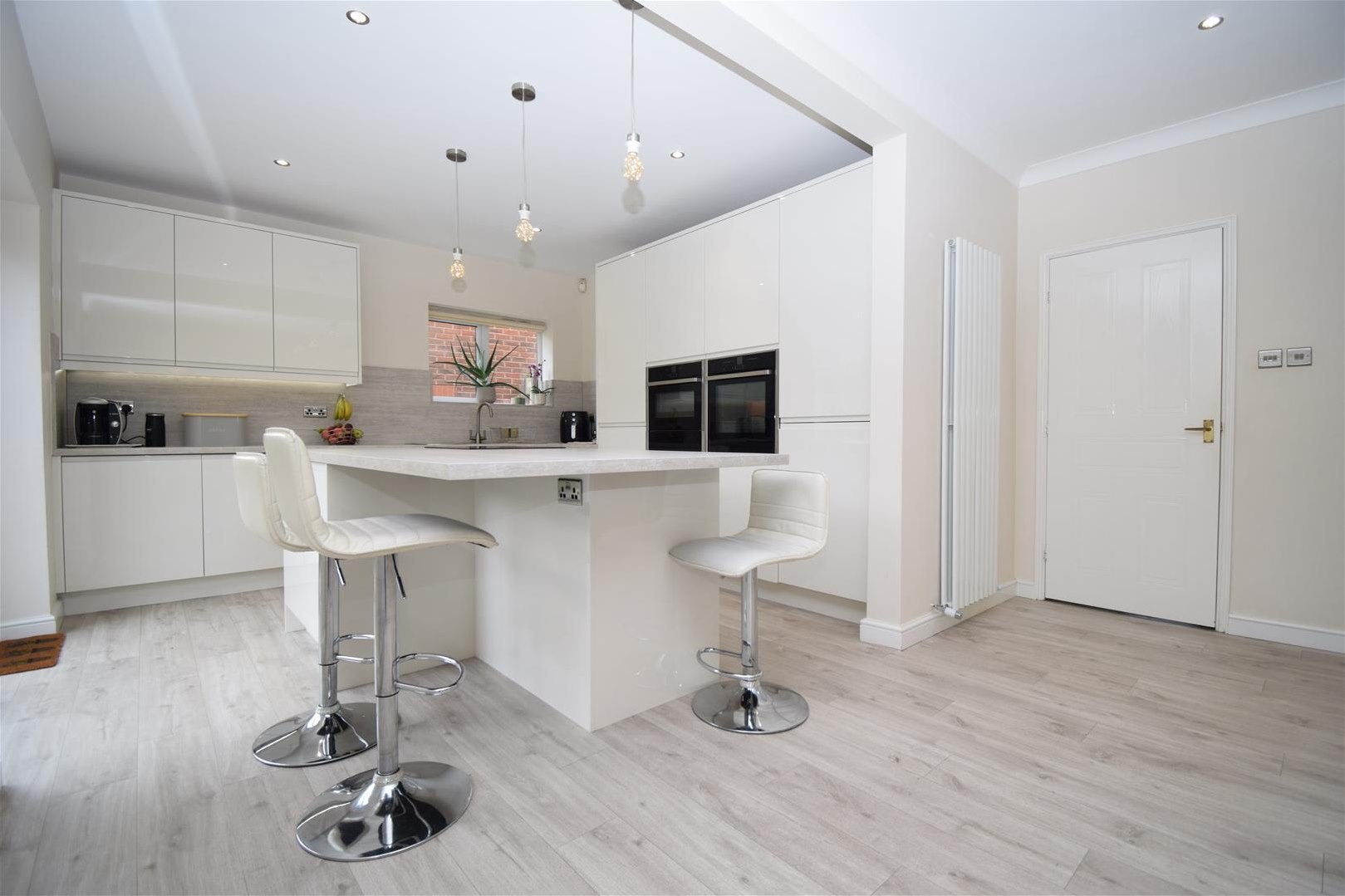 House Shuttle Eye Way in Kirklees