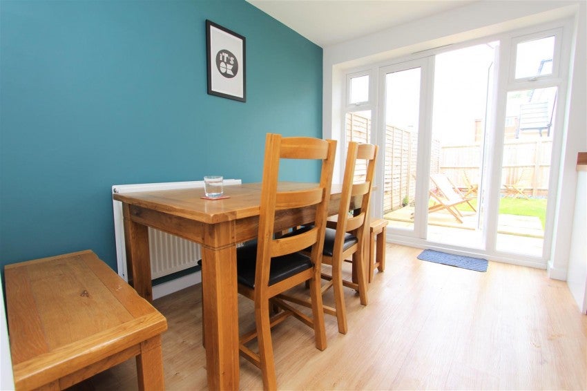 Flat Augustus Avenue in Keynsham
