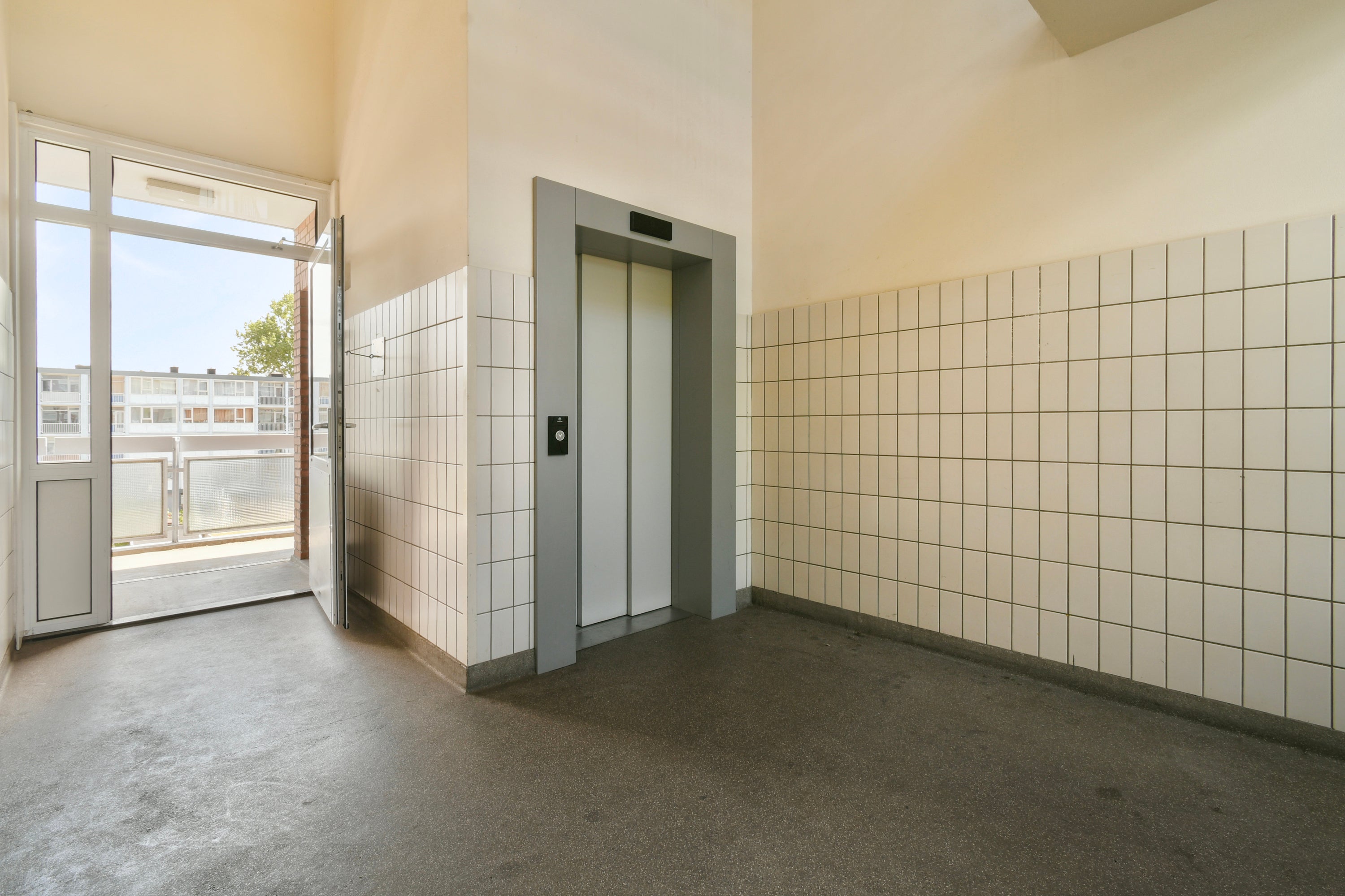Appartement te koop: Philips de Goedestraat 110, Vlaardingen