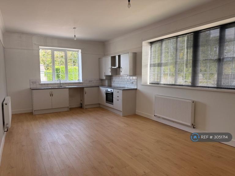 Flat Spinney Close in East Staffordshire