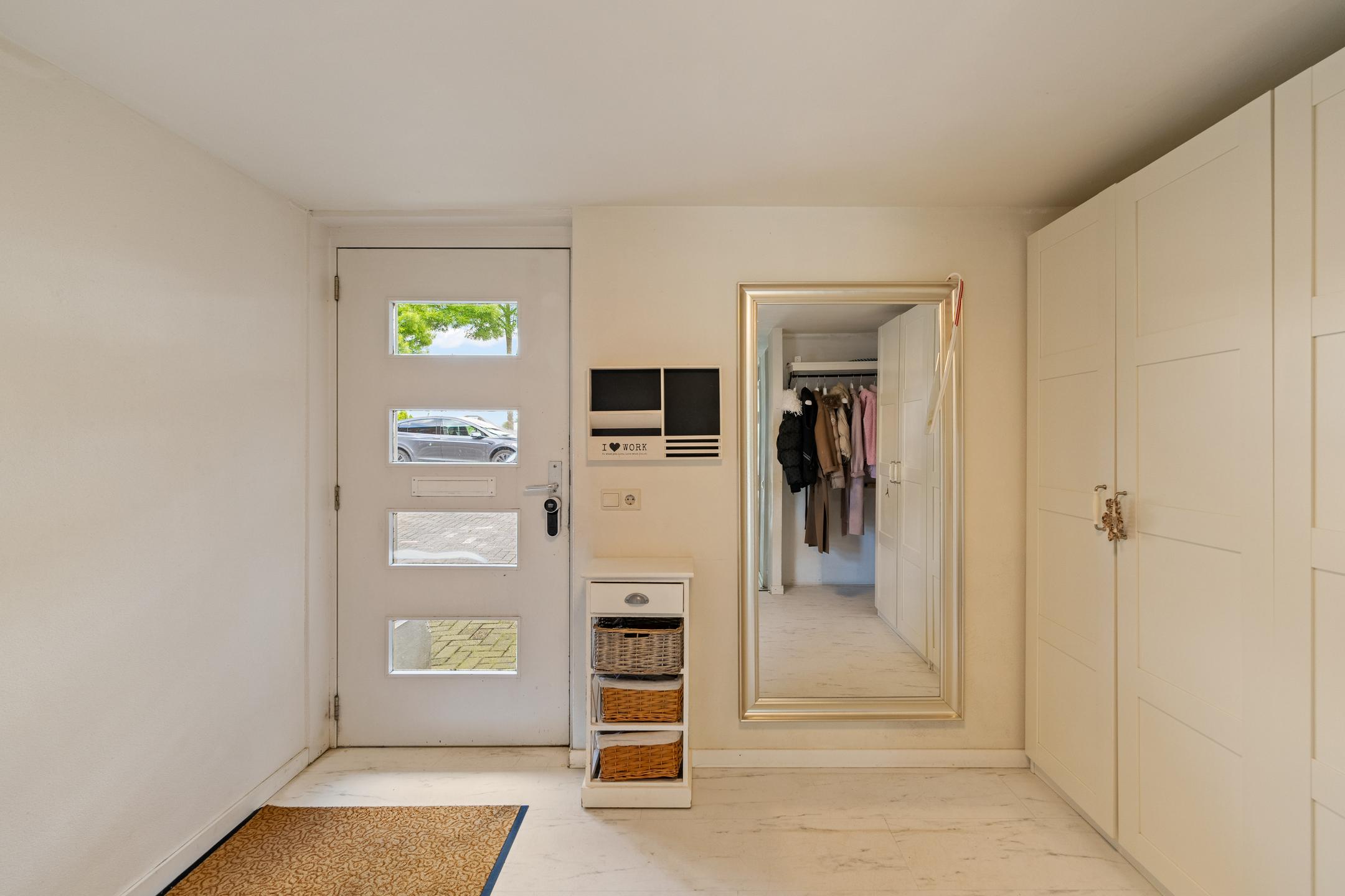 Hoekwoning te koop: Brandingdijk 148, Rotterdam