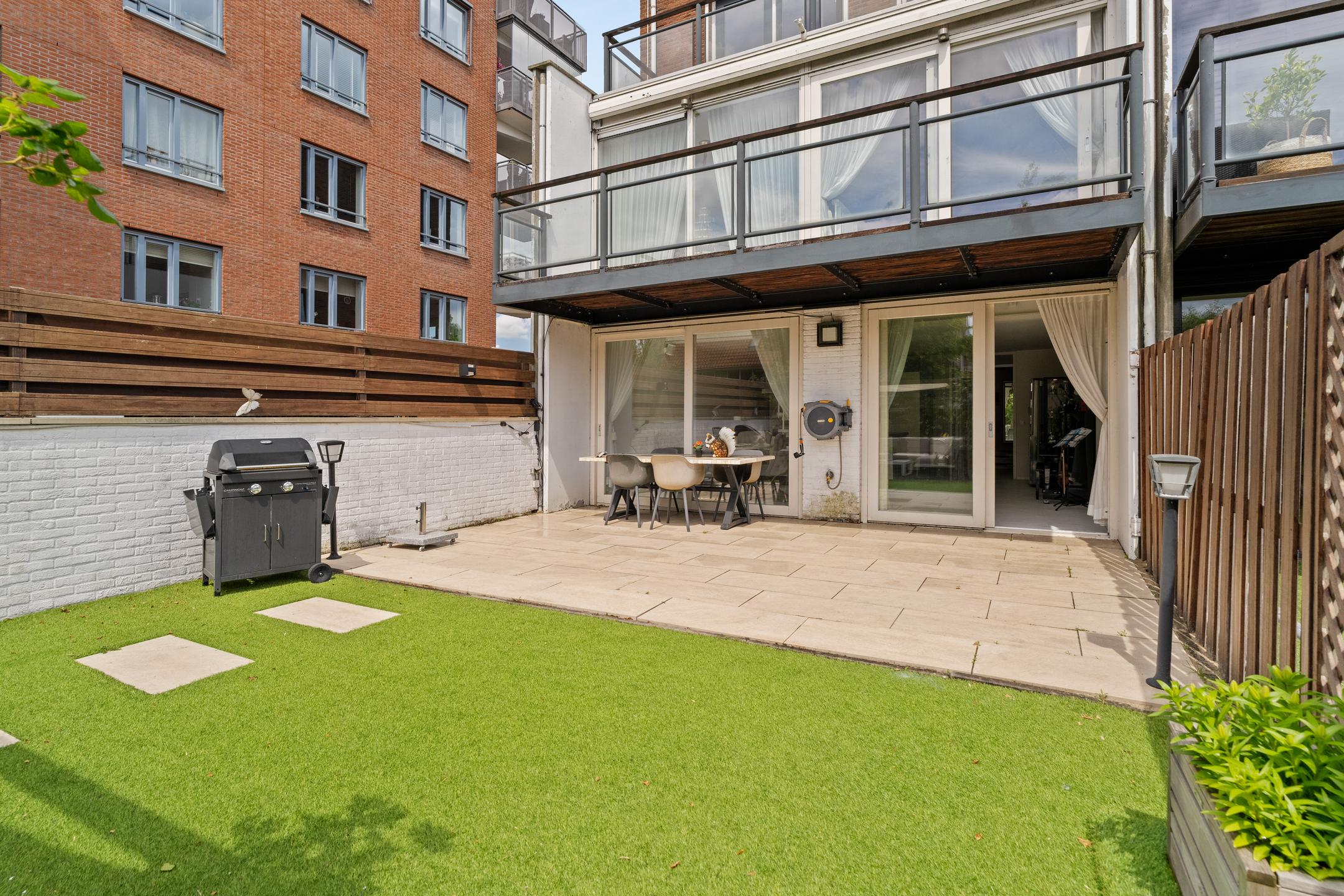 Hoekwoning te koop: Brandingdijk 148, Rotterdam