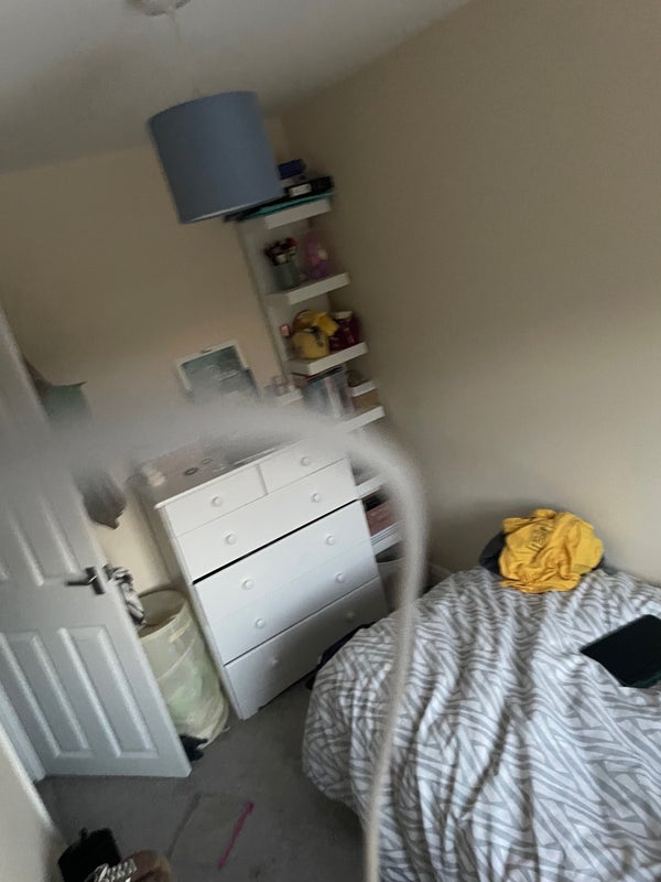 Room Wyncham Avenue in Greater London