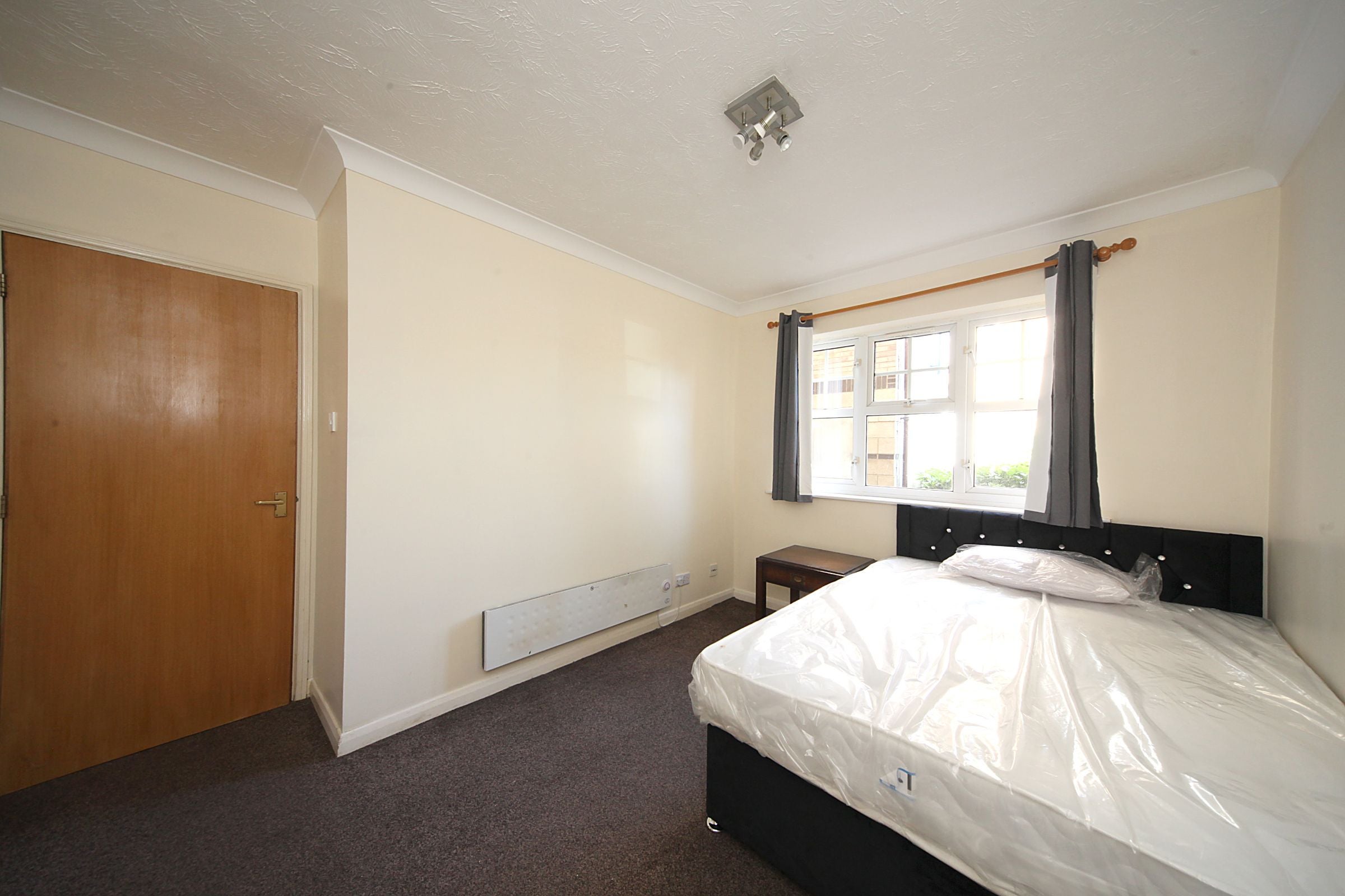 Flat Earls Meade in Luton