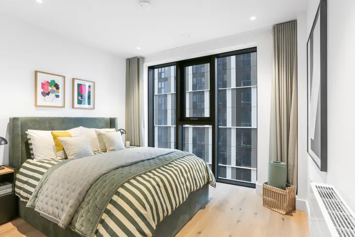Flat Charter Street in Greater London
