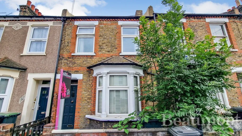 House Ennersdale Road in Greater London