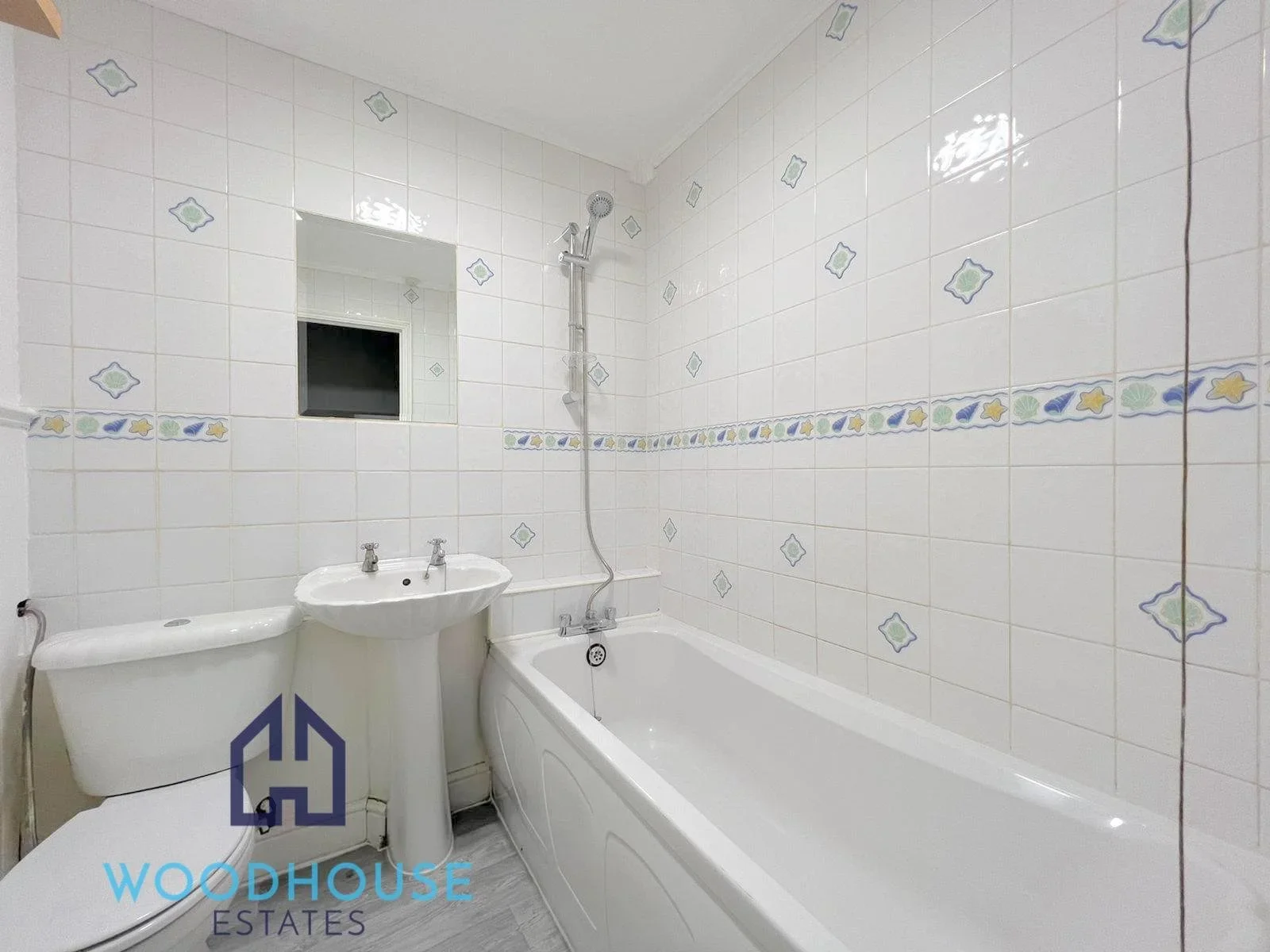 Flat Copwood Close in Greater London