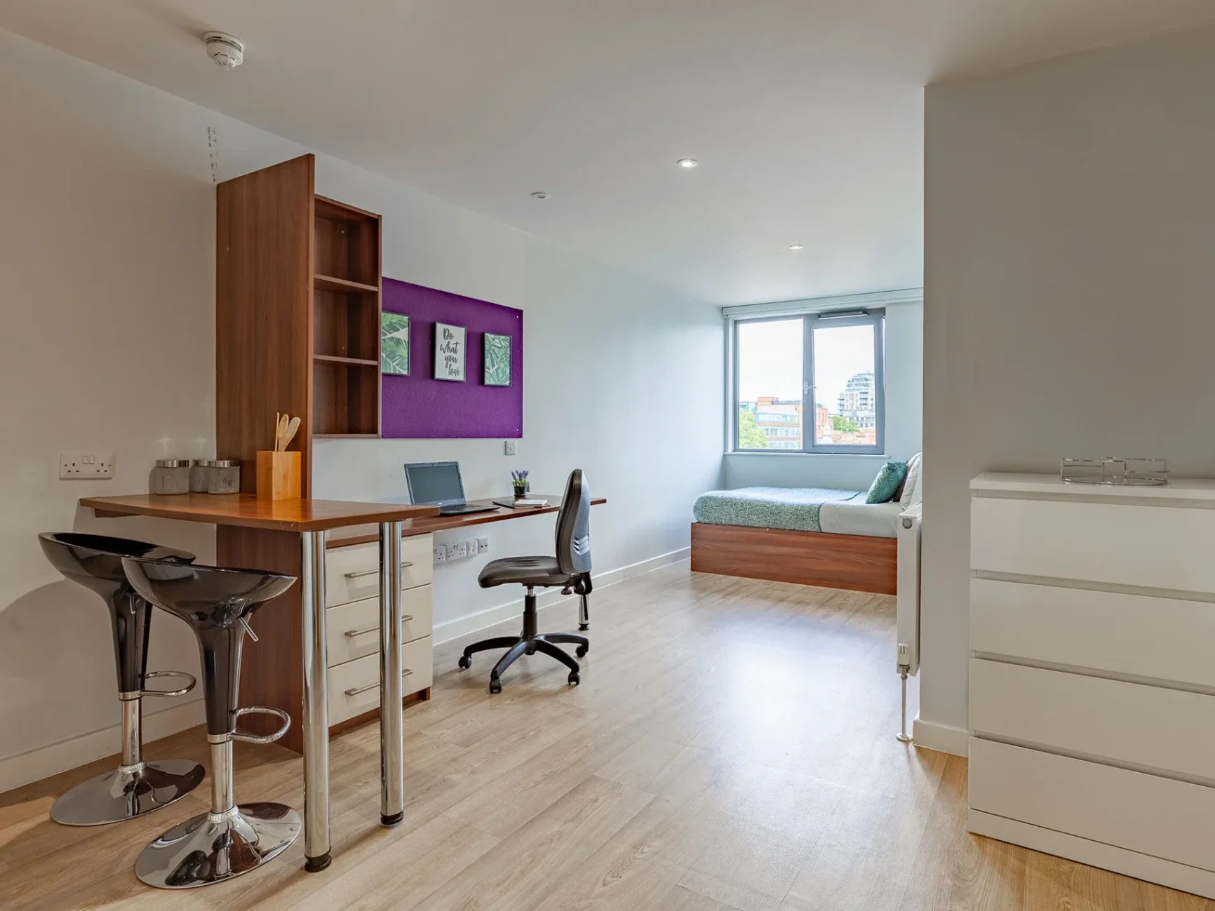 Room The Grove in Greater London