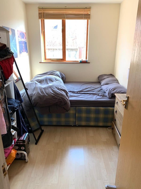 Room Gloucester Road in Bristol