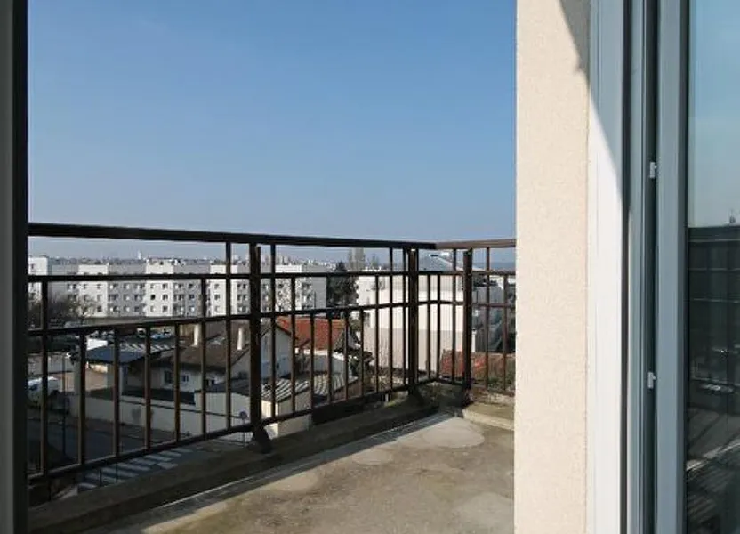 Appartement Rue des Frênes à Corbeil-Essonnes