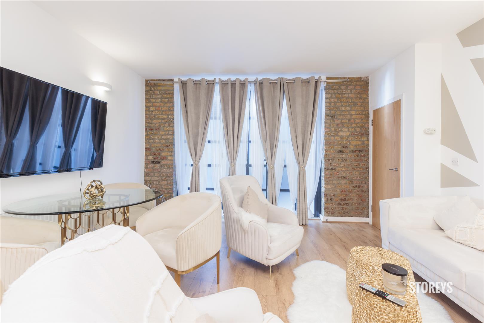 Flat Phipp Street in London