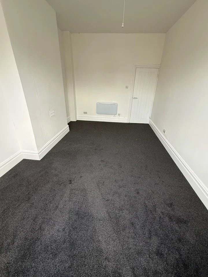 Flat Saint Pauls Road in Weston-super-Mare