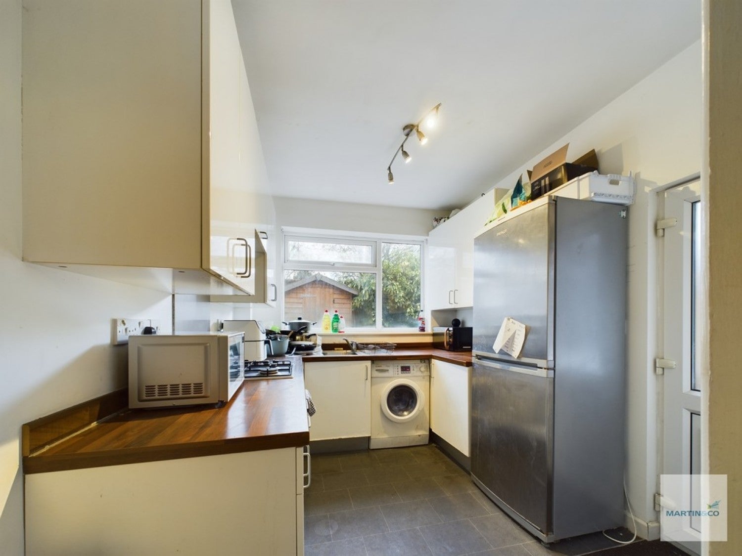 Room Hawksley Road in Nottingham